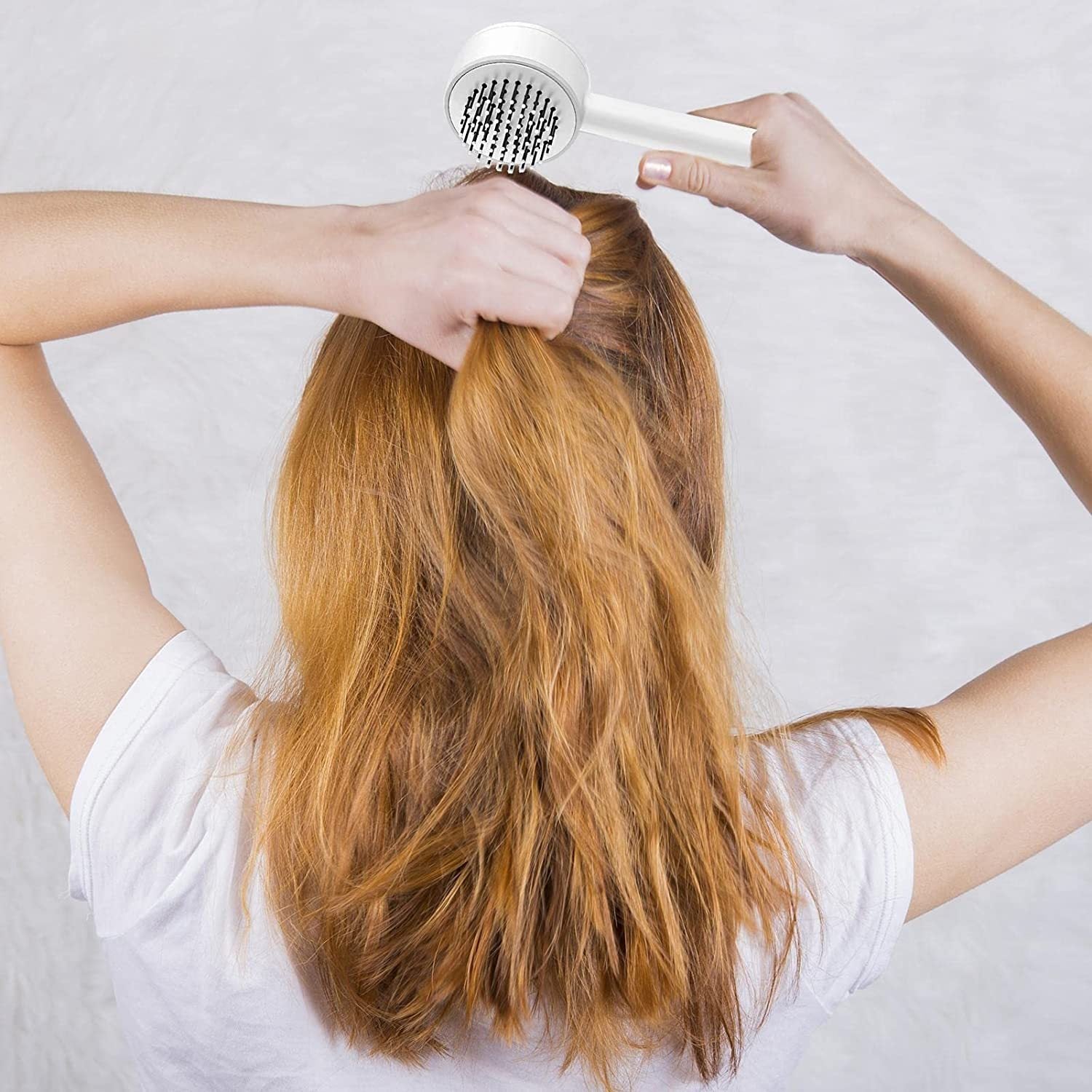 CN 3D Air Cushion Massager Brush: Retractable Bristles, Self-Cleaning, Anti-Static