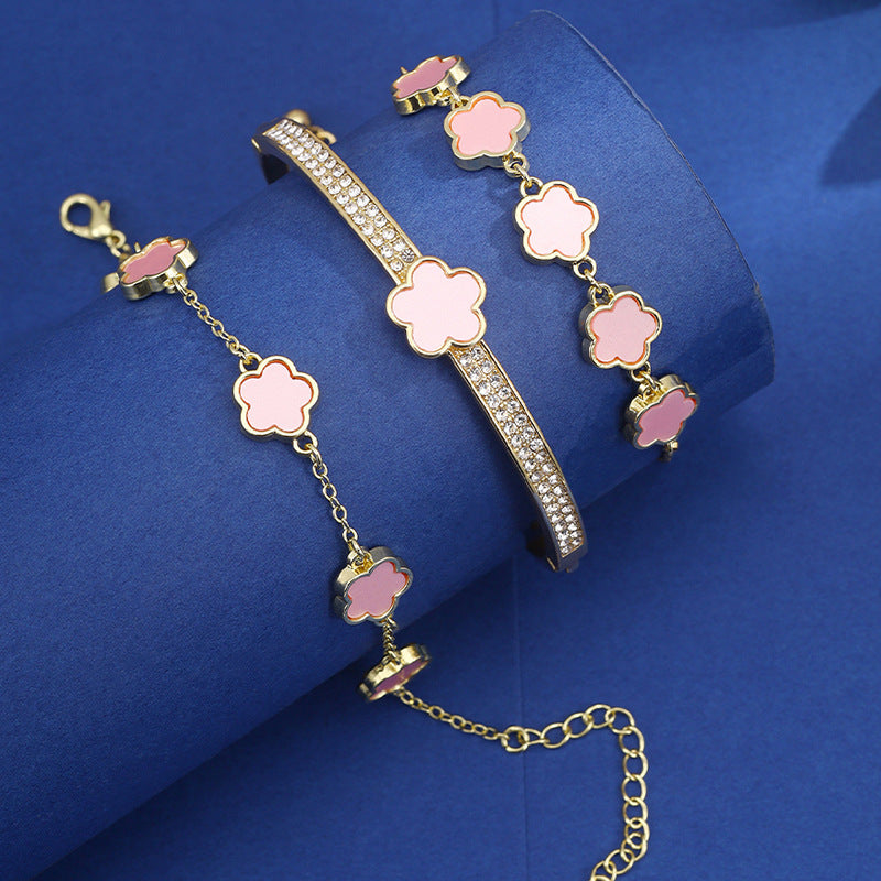 Lucky Flower Lace Bracelet Set
