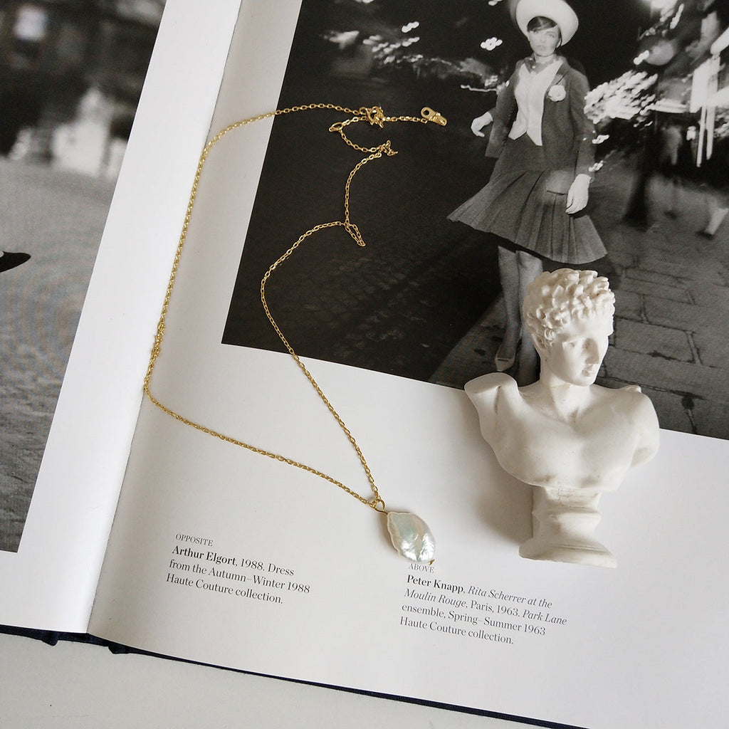 Baroque Pearl Pendant Necklace