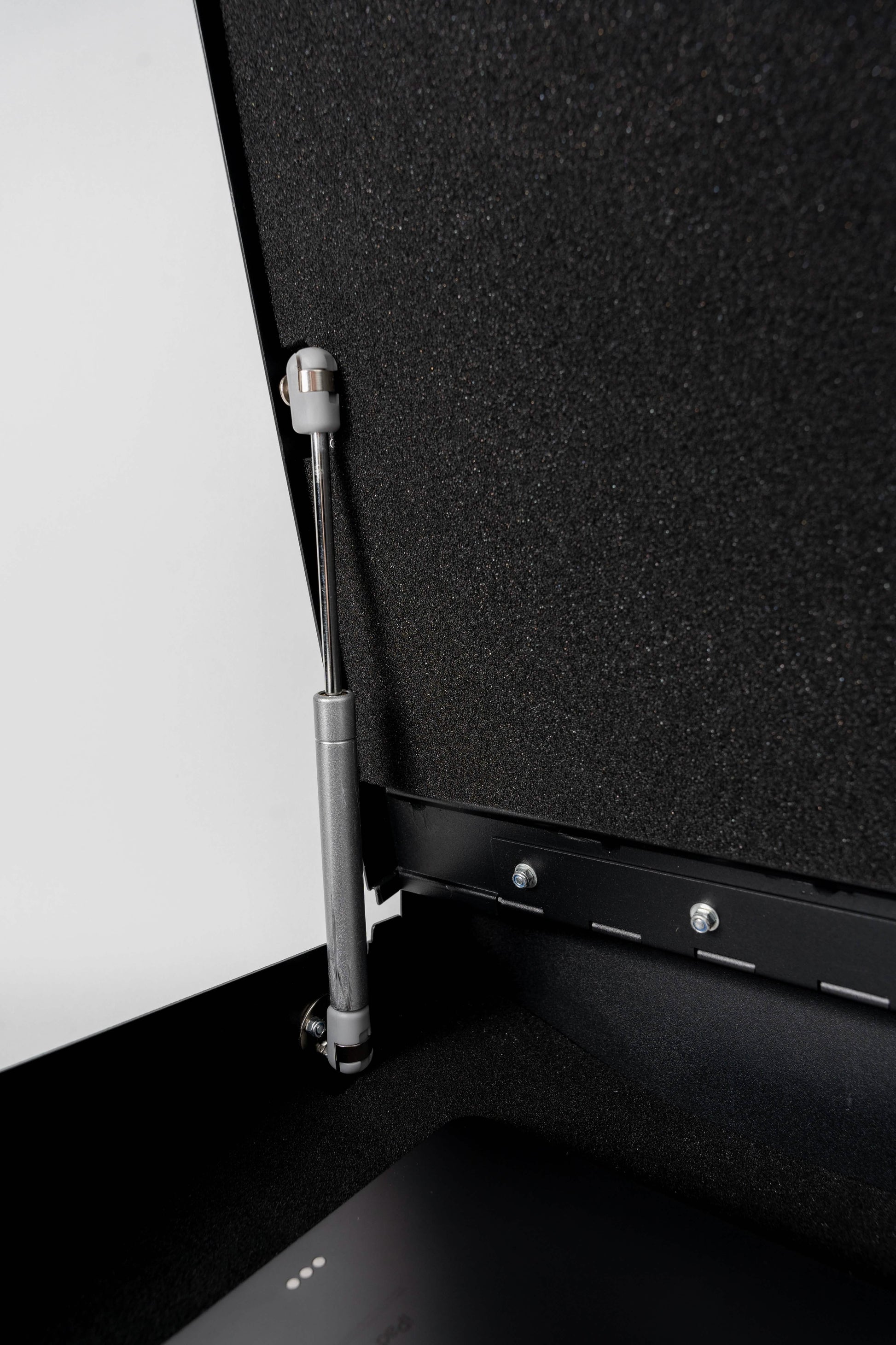BoostedSafe Elite: Fingerprint, Key & Digital Combo