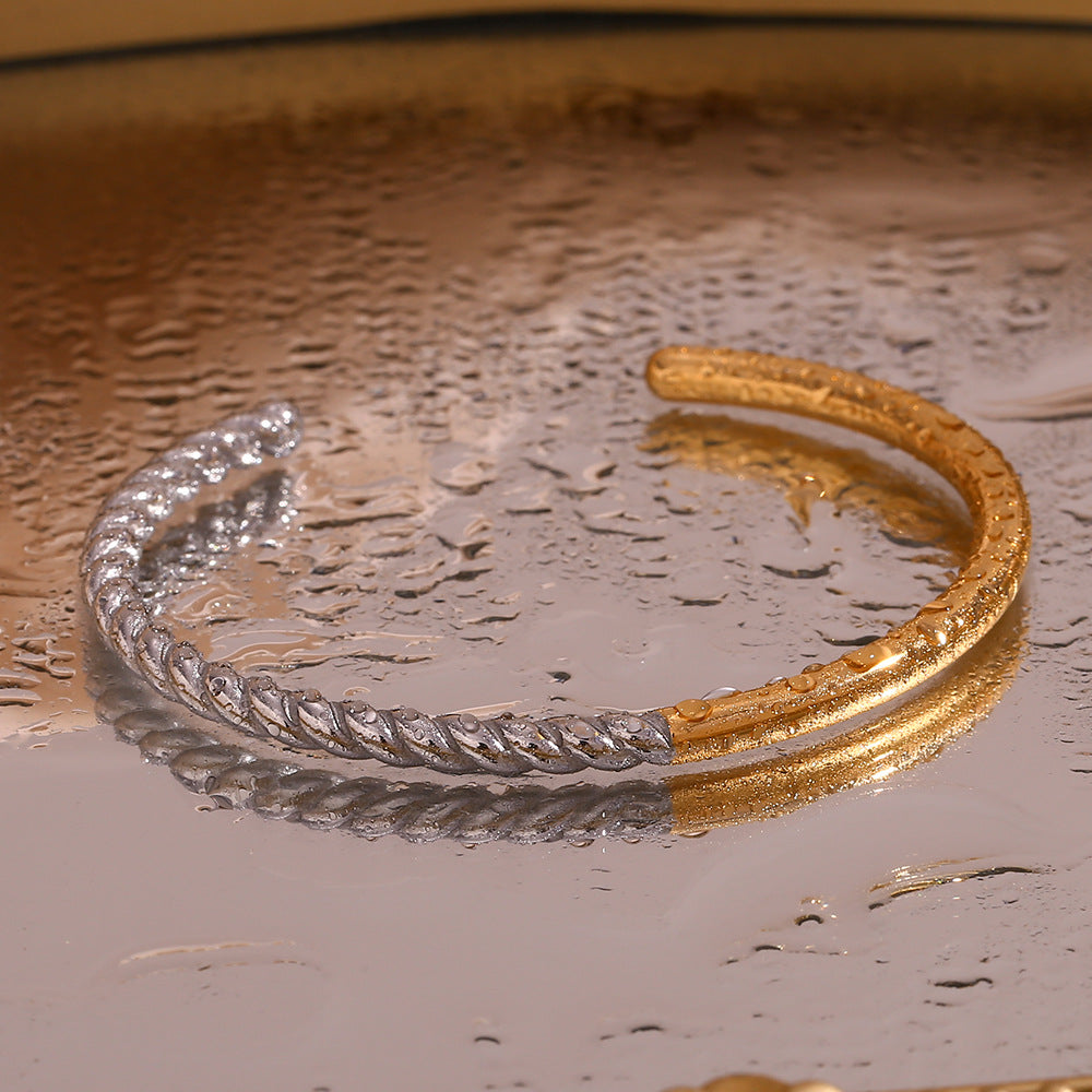 Glossy Twist Color Matching Bracelet