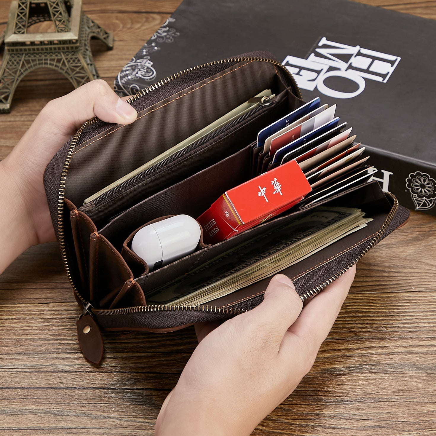 Retro Hand Zipper Men's Leather Wallet
